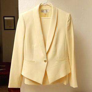 Tahari Skirt Suit